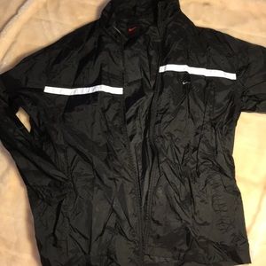 Nike men’s windbreaker